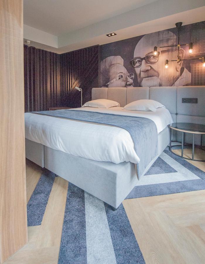 Ostend Hotel Bagian luar foto