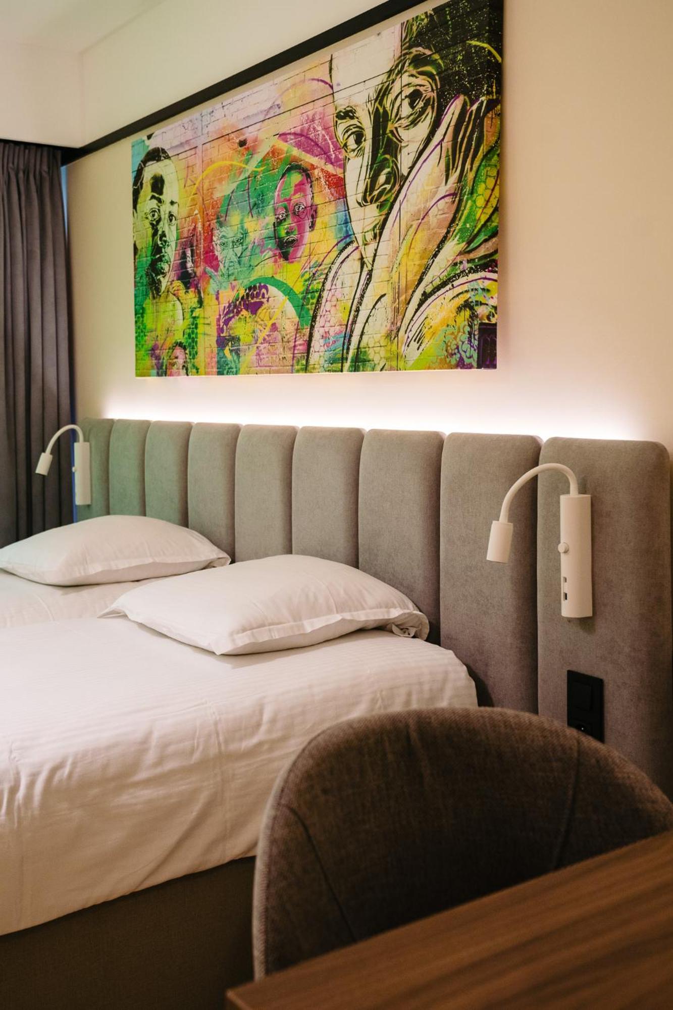 Ostend Hotel Bagian luar foto