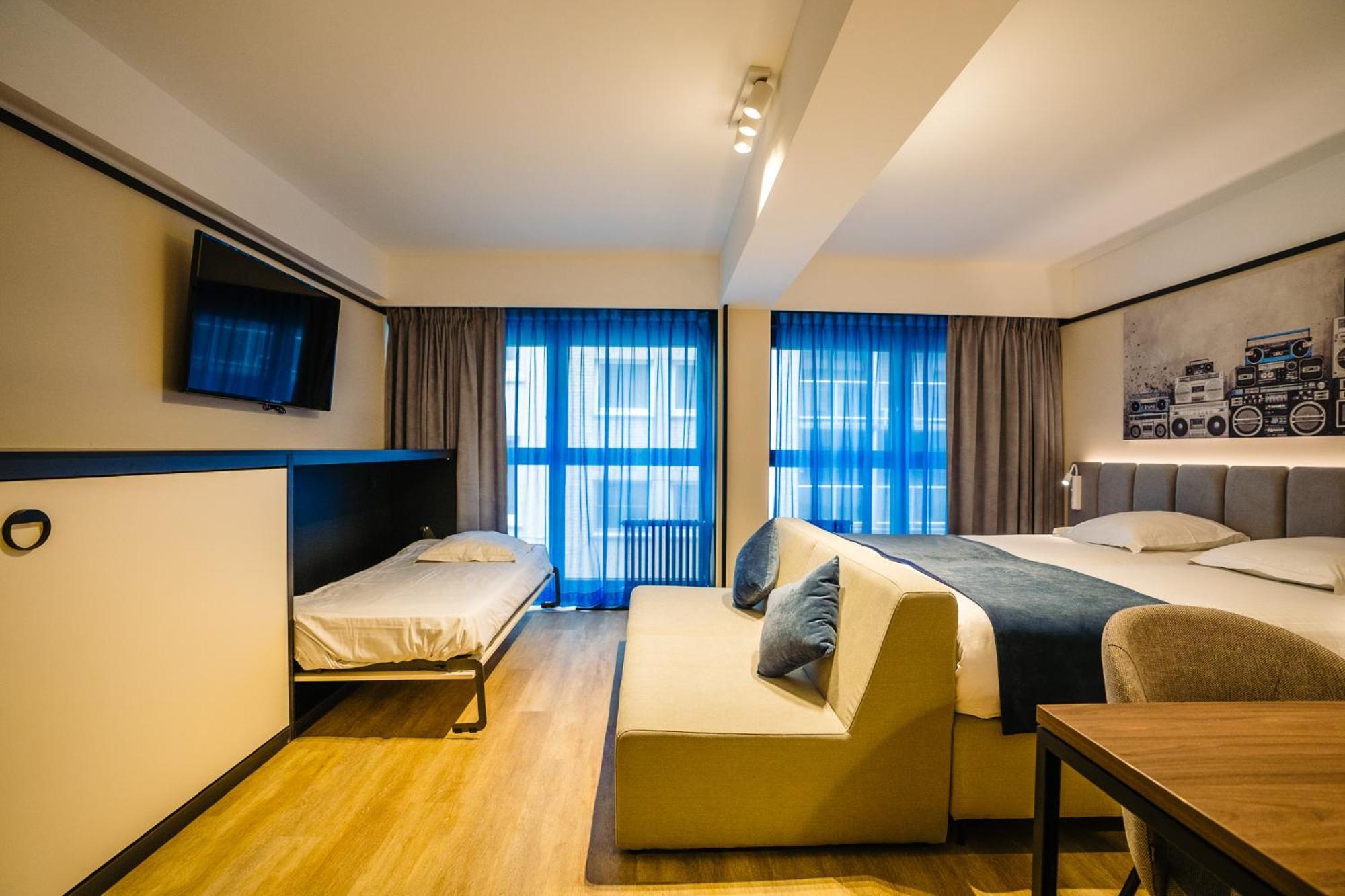 Ostend Hotel Bagian luar foto