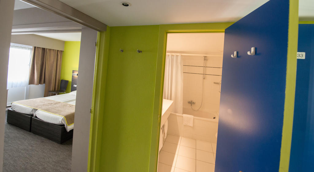 Ostend Hotel Bagian luar foto